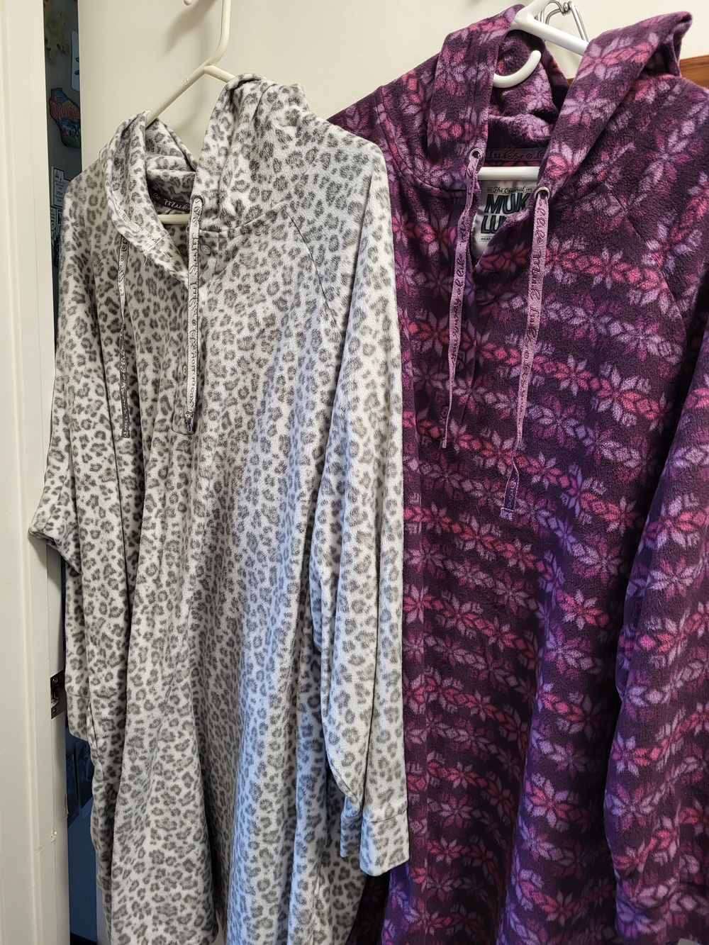 2 Muk Luks Womens 5X Purple and Grey Fleece Hooded Pullover
